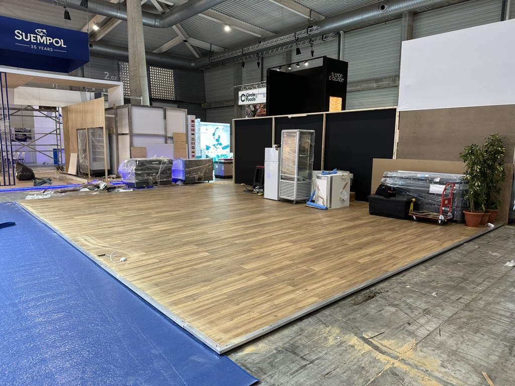 E6B5E15A-83A4-4847-BEA0-896C11B2908D_1_105_c Floor Hire for Exhibition